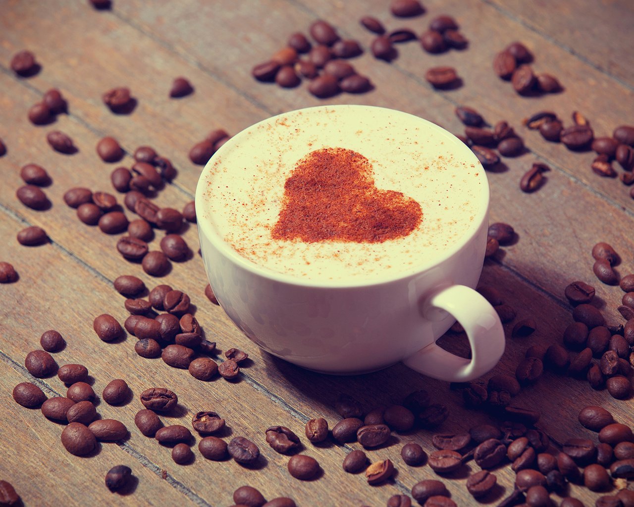 Обои напиток, сердечко, кофе, чашка, кофейные зерна, капучино, drink, heart, coffee, cup, coffee beans, cappuccino разрешение 2048x1152 Загрузить