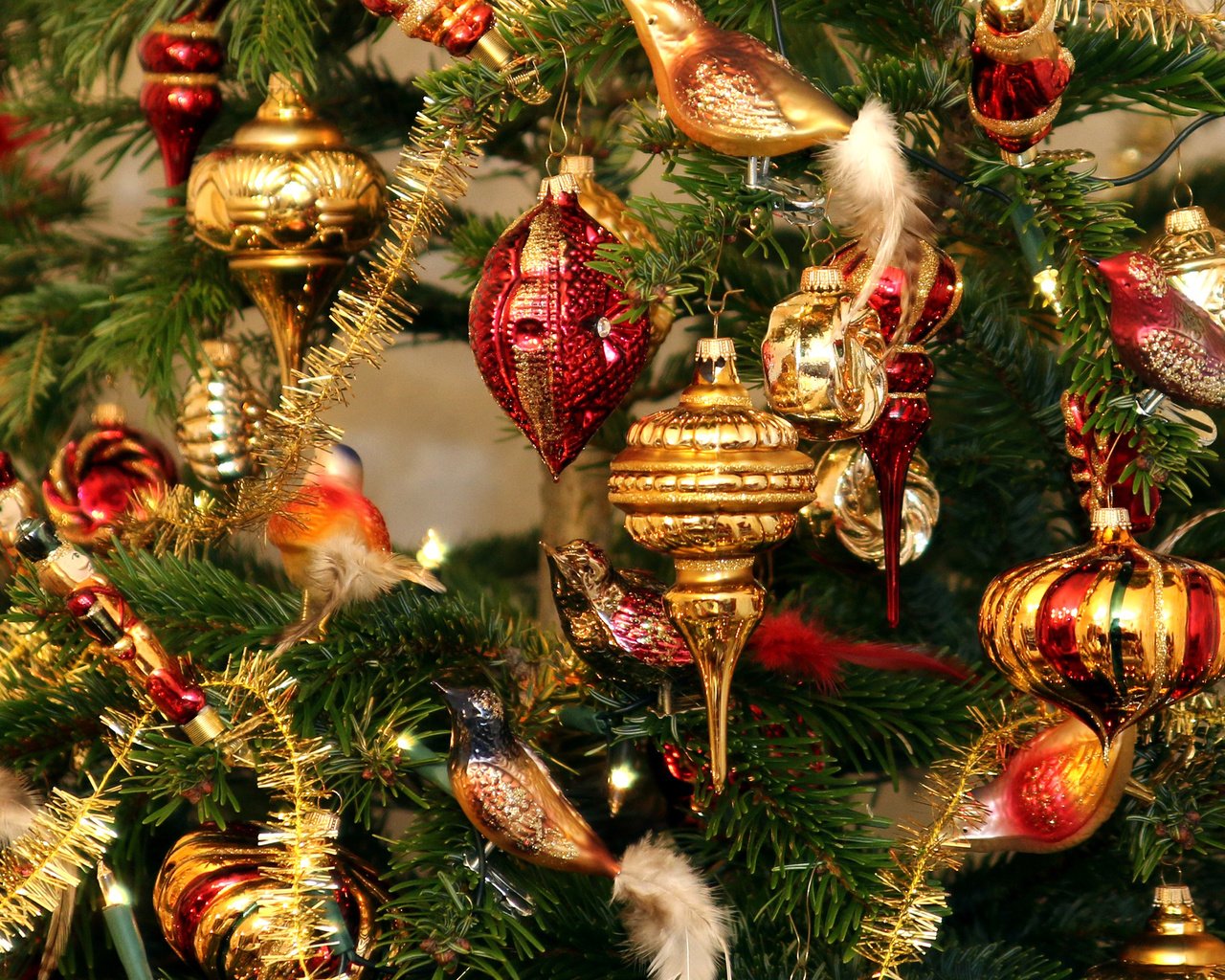 Обои новый год, елка, рождество, елочные игрушки, гирлянда, мишура, new year, tree, christmas, christmas decorations, garland, tinsel разрешение 2880x1800 Загрузить