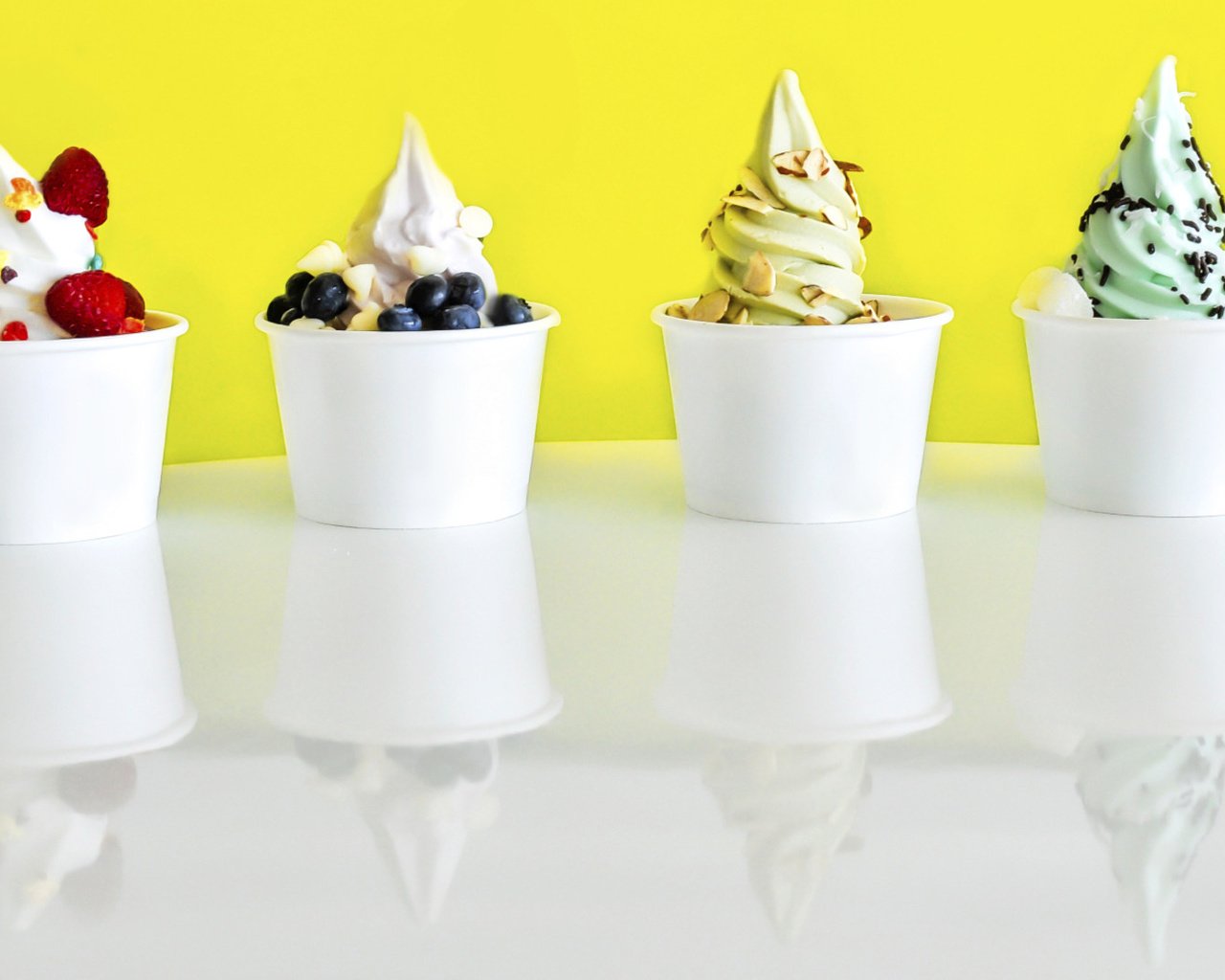 Обои мороженое, ягоды, десерт, йогурт, ice cream, berries, dessert, yogurt разрешение 1920x1080 Загрузить