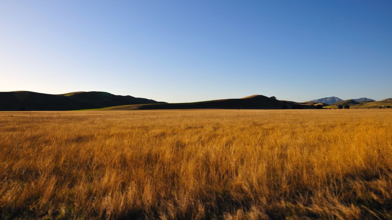 Обои небо, горы, поле, пшеница, the sky, mountains, field, wheat разрешение 4288x2848 Загрузить