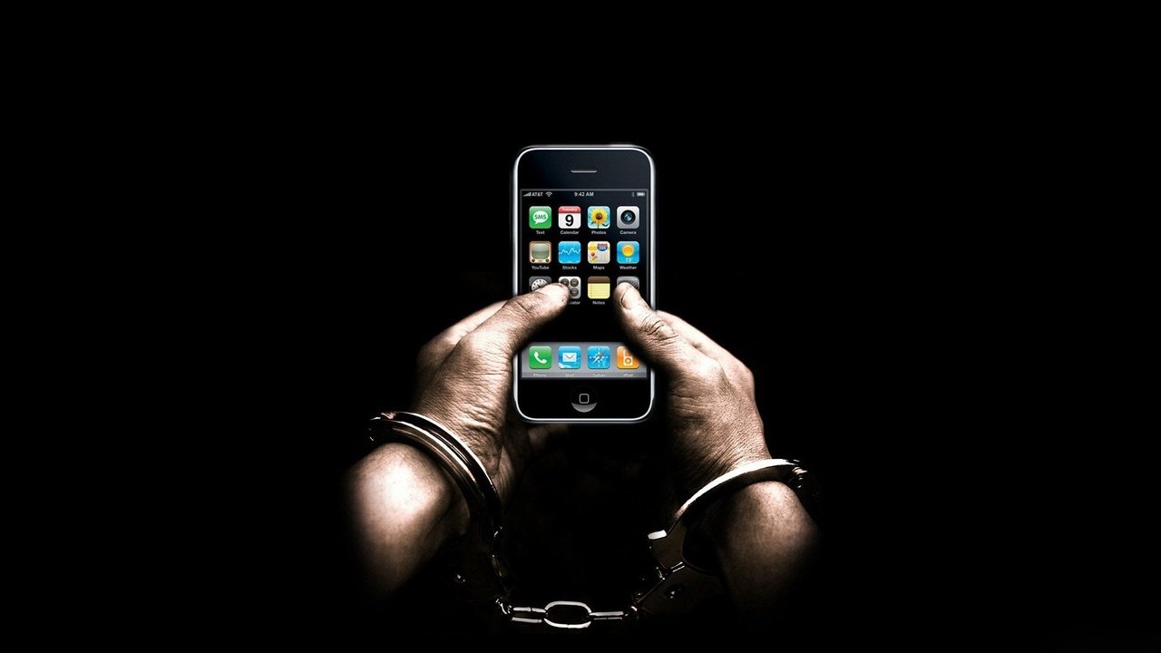 Обои черный фон, руки, телефон, наручники, айфон, black background, hands, phone, handcuffs, iphone разрешение 1920x1080 Загрузить