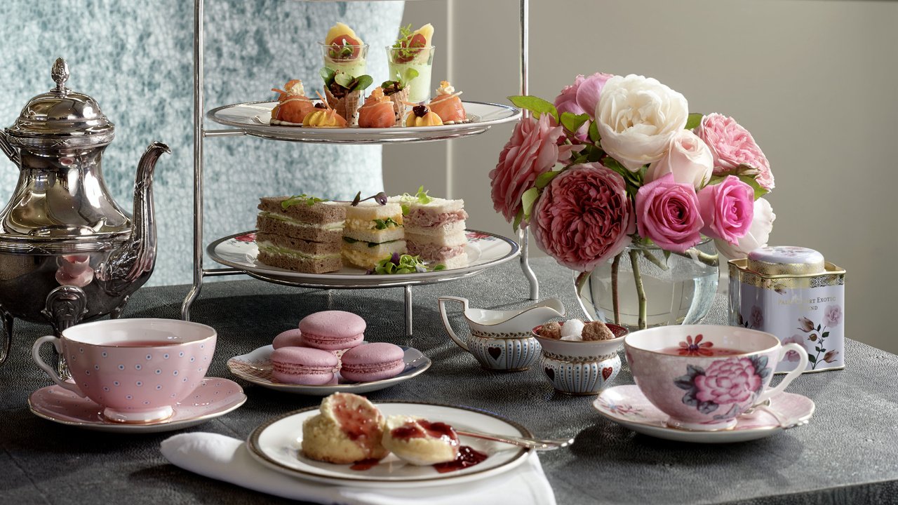 Обои цветы, чай, пирожные, afternoon tea, flowers, tea, cakes разрешение 5415x3578 Загрузить