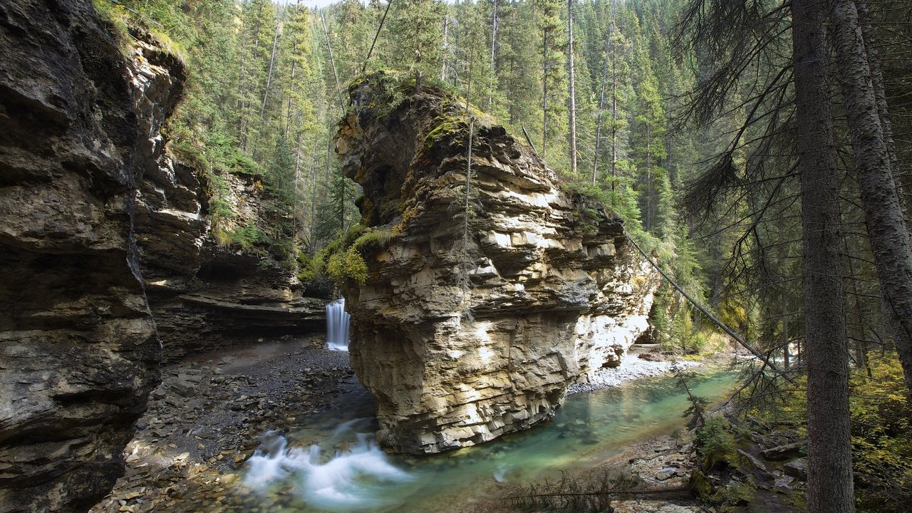 Обои река, скалы, пейзаж, водопад, каньон, канада, river, rocks, landscape, waterfall, canyon, canada разрешение 2048x1365 Загрузить