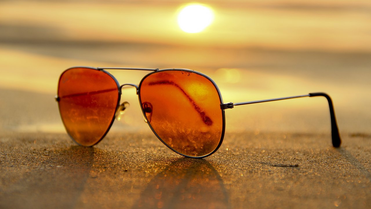 Обои солнце, песок, пляж, очки, the sun, sand, beach, glasses разрешение 3840x2400 Загрузить