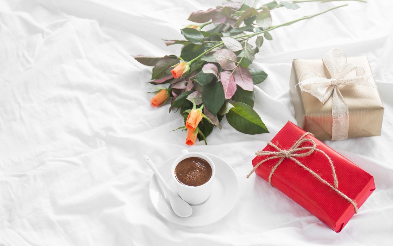 Обои розы, кофе, завтрак, подарок, романтик, роз, влюбленная, valentine`s day, roses, coffee, breakfast, gift, romantic, love, valentine's day разрешение 4752x3168 Загрузить