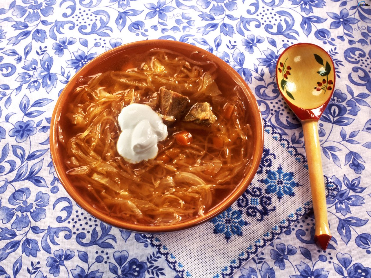 Обои ложка, капуста, борщ, сметана, щи, spoon, cabbage, soup, sour cream разрешение 2560x1920 Загрузить