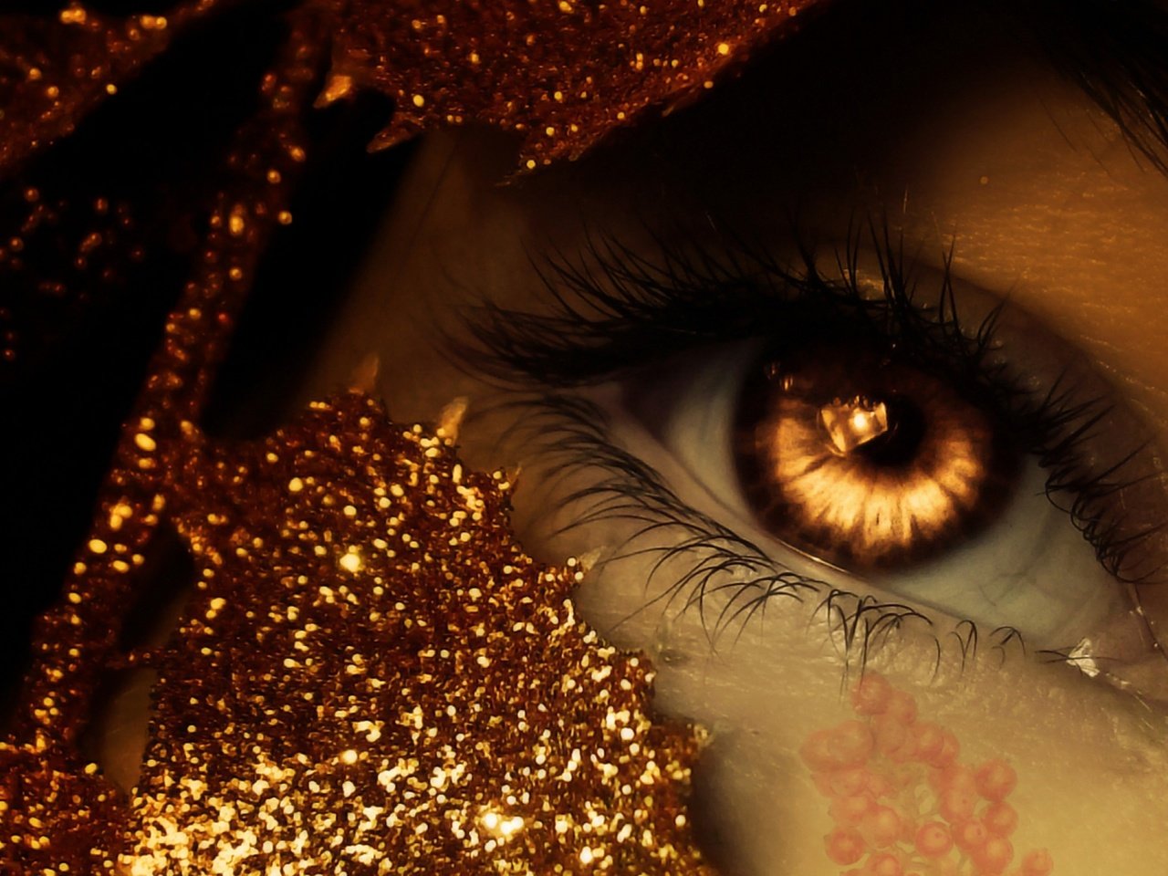 Обои глаза, глазок, фантазии, photomanipulation, золотая, голден, сверкание, eyes, eye, fantasy, gold, golden, sparkle разрешение 2560x1600 Загрузить