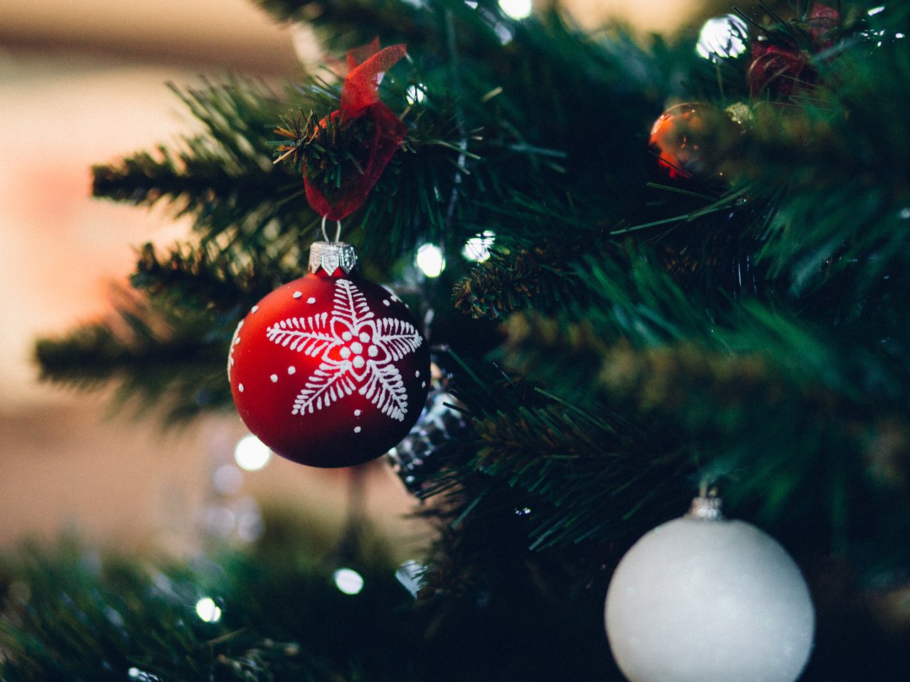 Обои новый год, елка, шары, рождество, украшение, new year, tree, balls, christmas, decoration разрешение 5302x3535 Загрузить