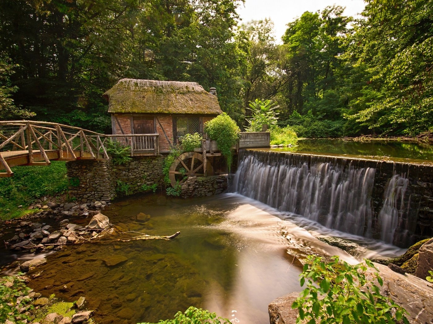 Обои река, лес, мост, мельница, gomez mill house, marlboro, нью - йорк, river, forest, bridge, mill, new york разрешение 2048x1281 Загрузить