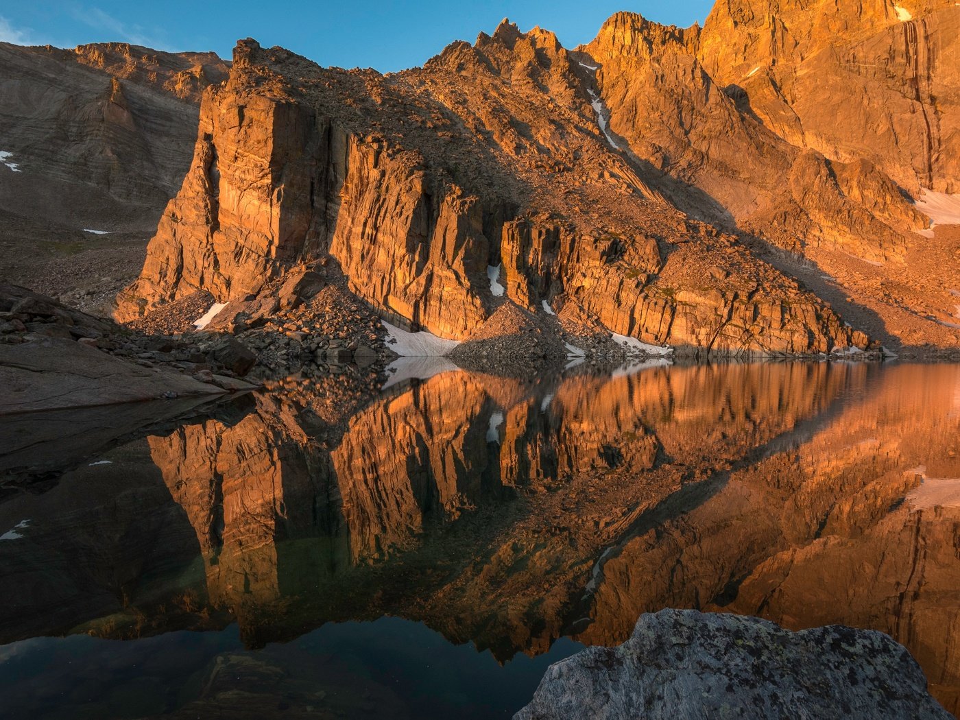 Обои вода, скалы, отражение, water, rocks, reflection разрешение 2400x1602 Загрузить