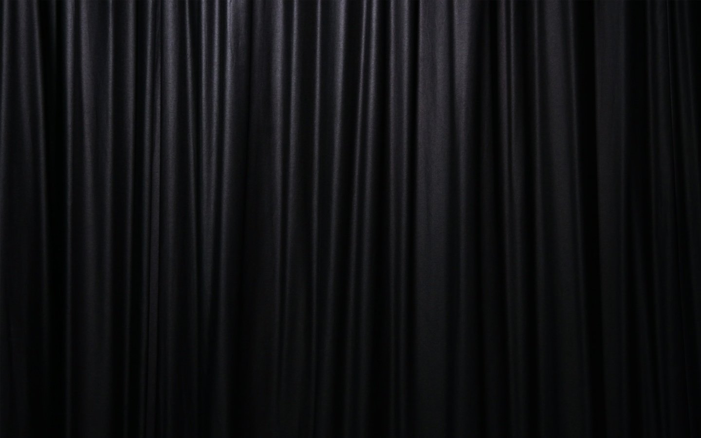 Обои черный фон, занавес, штора, black background, curtain, blind разрешение 2560x1600 Загрузить