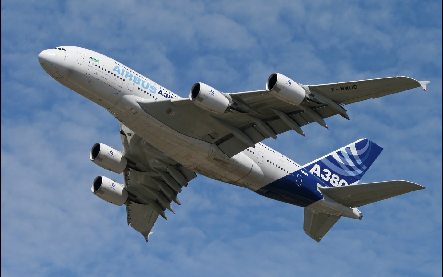 Обои небо, самолет, полет, airbus, a380, the sky, the plane, flight разрешение 3398x2269 Загрузить