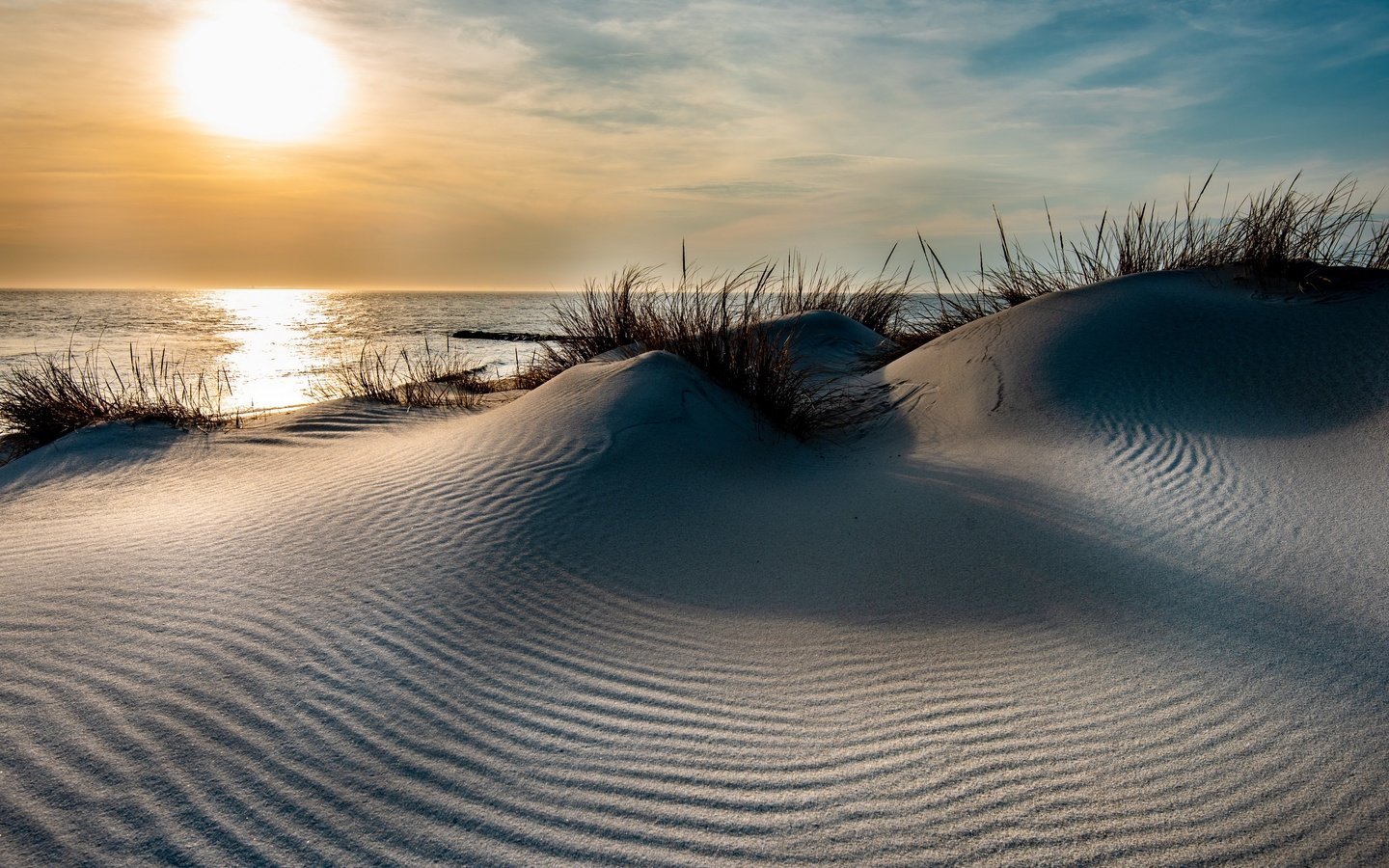 Обои небо, берег, закат, море, песок, горизонт, дюны, the sky, shore, sunset, sea, sand, horizon, dunes разрешение 3840x2160 Загрузить