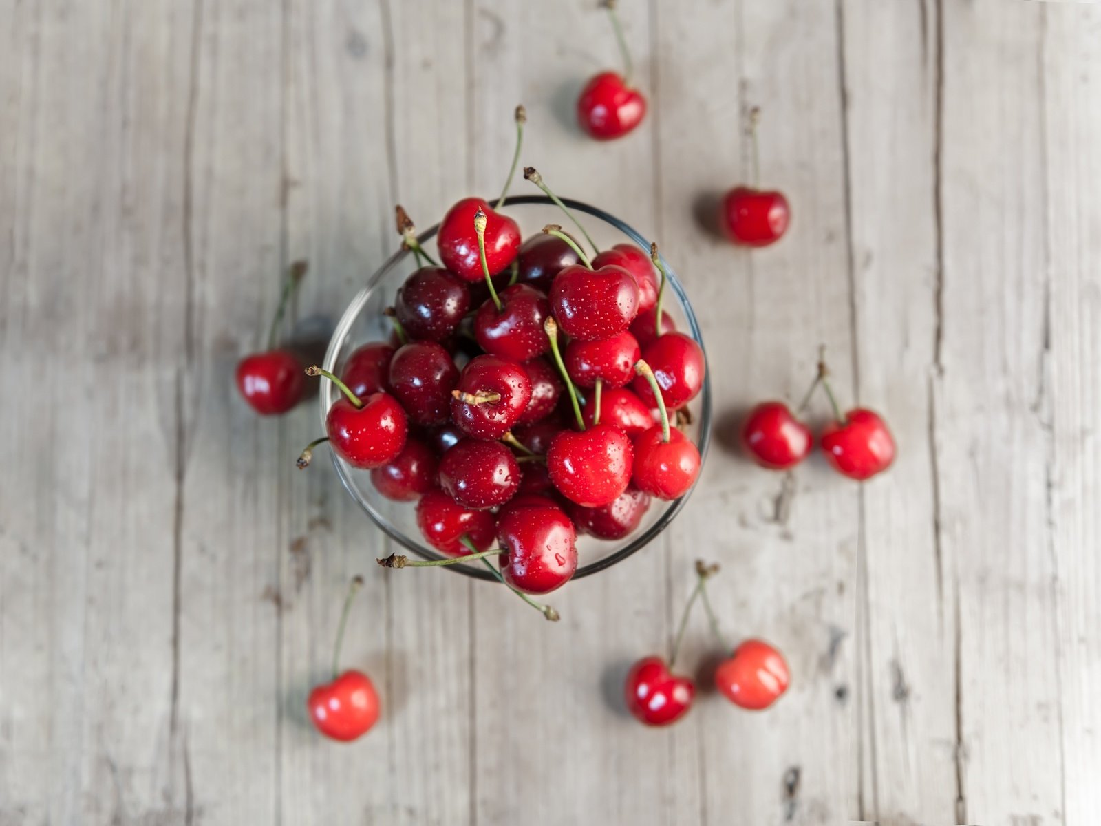 Обои лето, фрукты, черешня, ягоды, миска, веточки, summer, fruit, cherry, berries, bowl, twigs разрешение 3500x2500 Загрузить