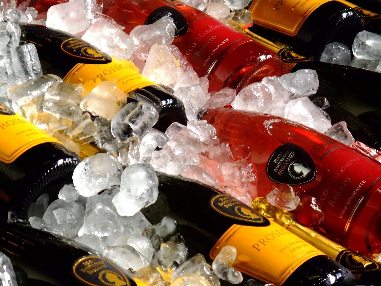 Обои лёд, вино, напитки, бутылки, ice, wine, drinks, bottle разрешение 1920x1200 Загрузить