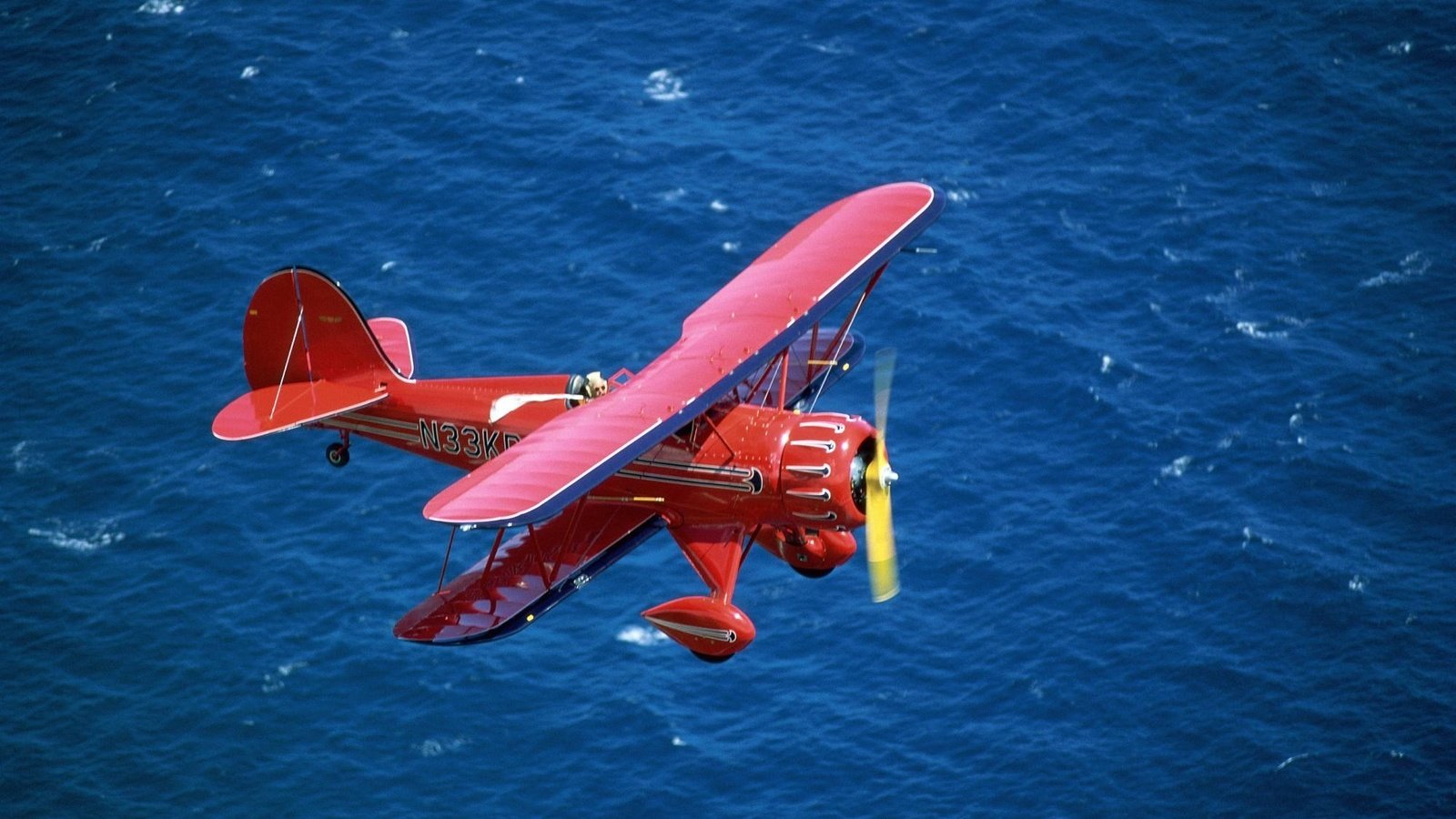 Обои море, красный, биплан, sea, red, biplane разрешение 1999x1333 Загрузить