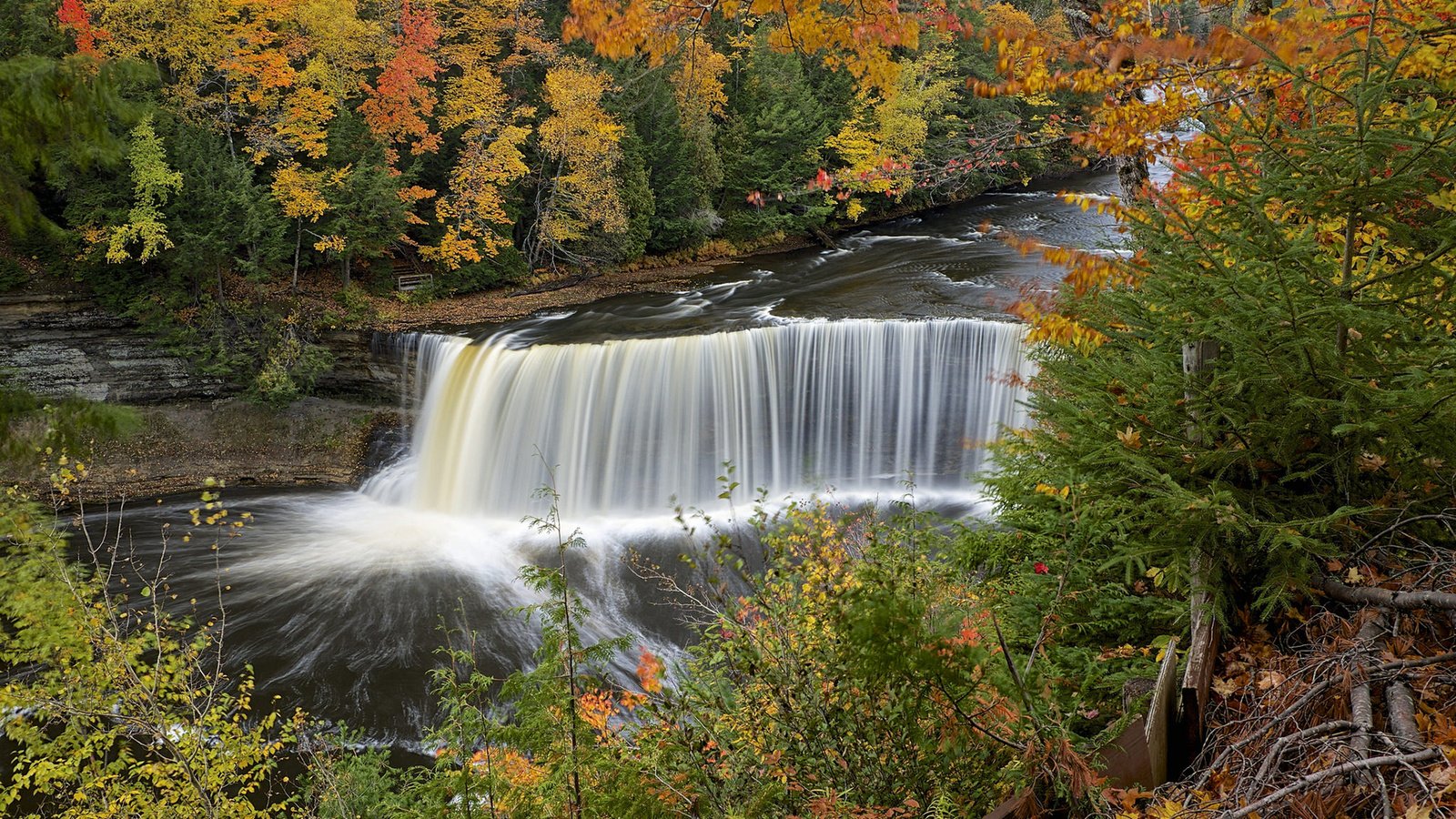 Обои река, природа, лес, водопад, осень, river, nature, forest, waterfall, autumn разрешение 1920x1200 Загрузить