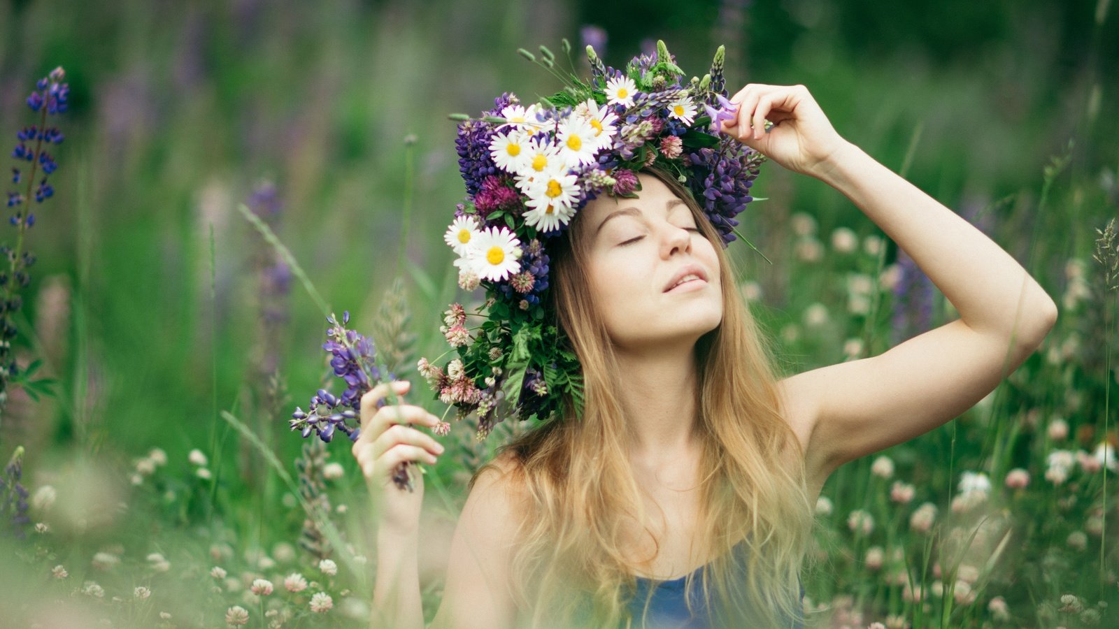 Обои цветы, девушка, настроение, луг, венок, алина, flowers, girl, mood, meadow, wreath, alina разрешение 4599x3066 Загрузить