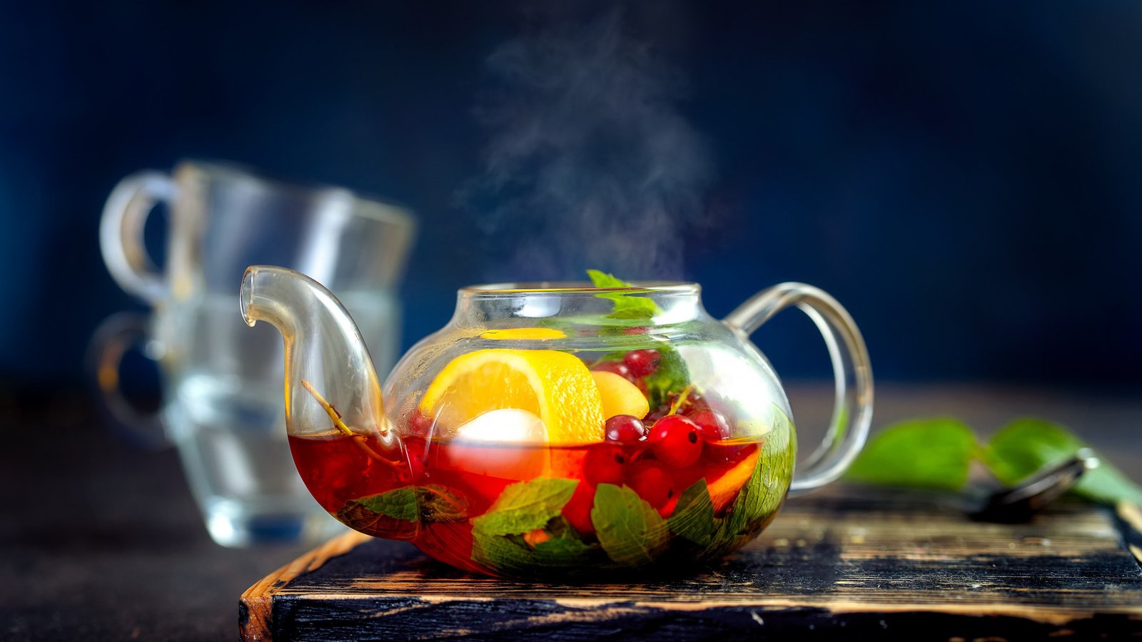 Обои мята, фрукты, лимон, чай, чайник, mint, fruit, lemon, tea, kettle разрешение 2112x1188 Загрузить