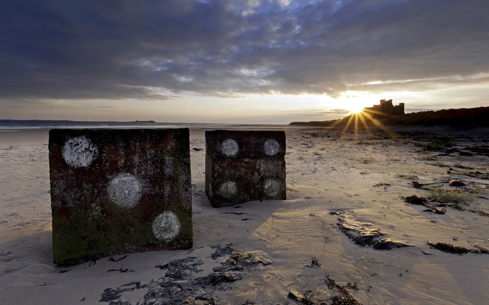 Обои берег, закат, пейзаж, песок, пляж, barmburgh beach, shore, sunset, landscape, sand, beach разрешение 2560x1501 Загрузить