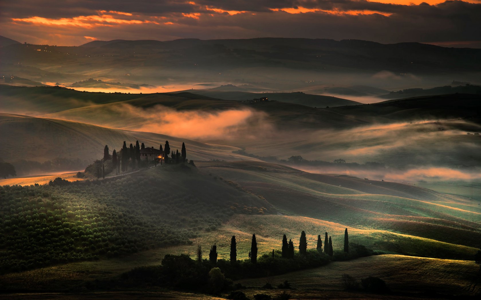 Обои облака, деревья, вечер, холмы, поля, италия, тоскана, clouds, trees, the evening, hills, field, italy, tuscany разрешение 2048x1367 Загрузить