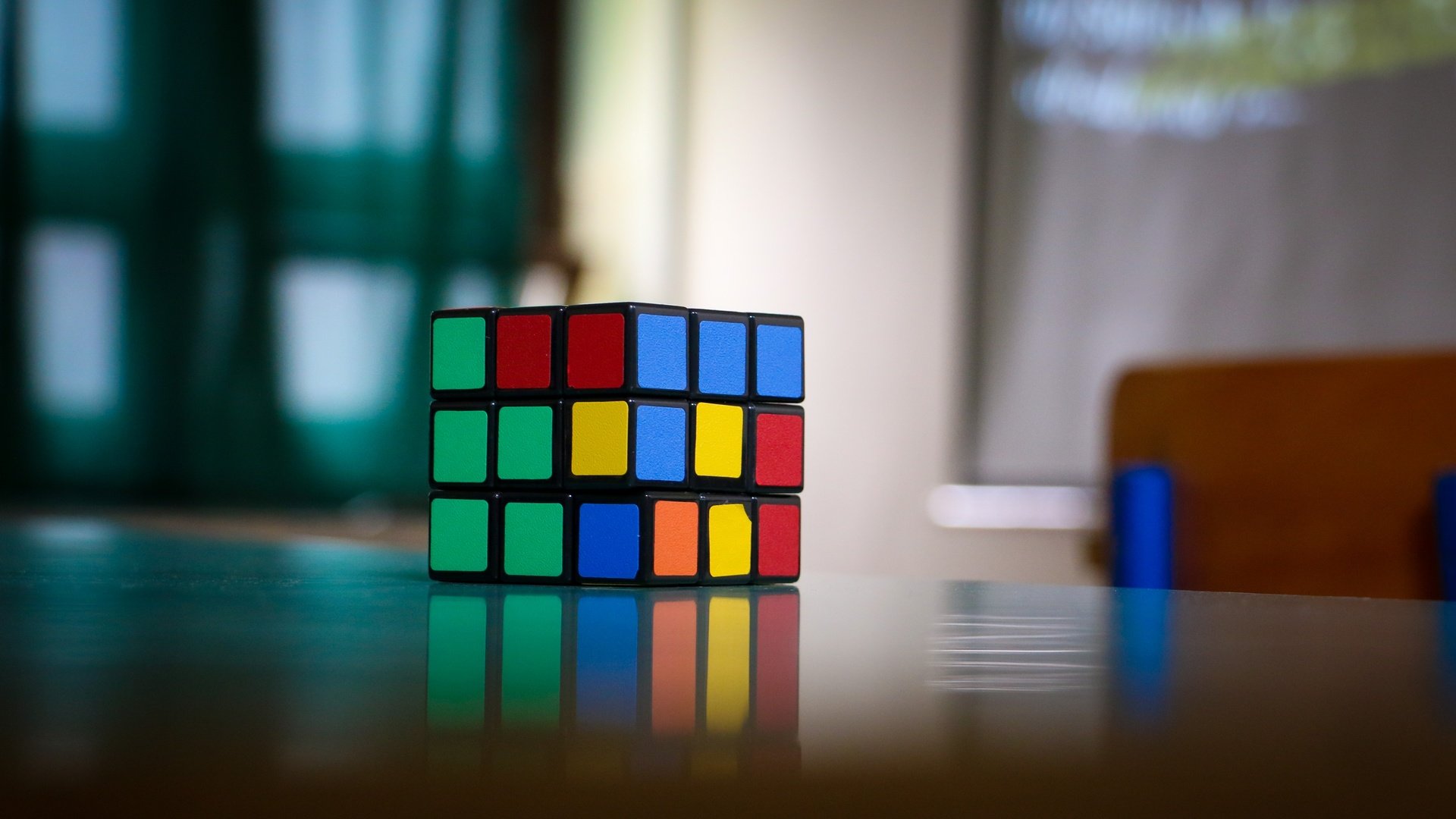 Обои разноцветный, размытость, головоломка, кубик рубика, colorful, blur, puzzle, rubik's cube разрешение 5000x2807 Загрузить