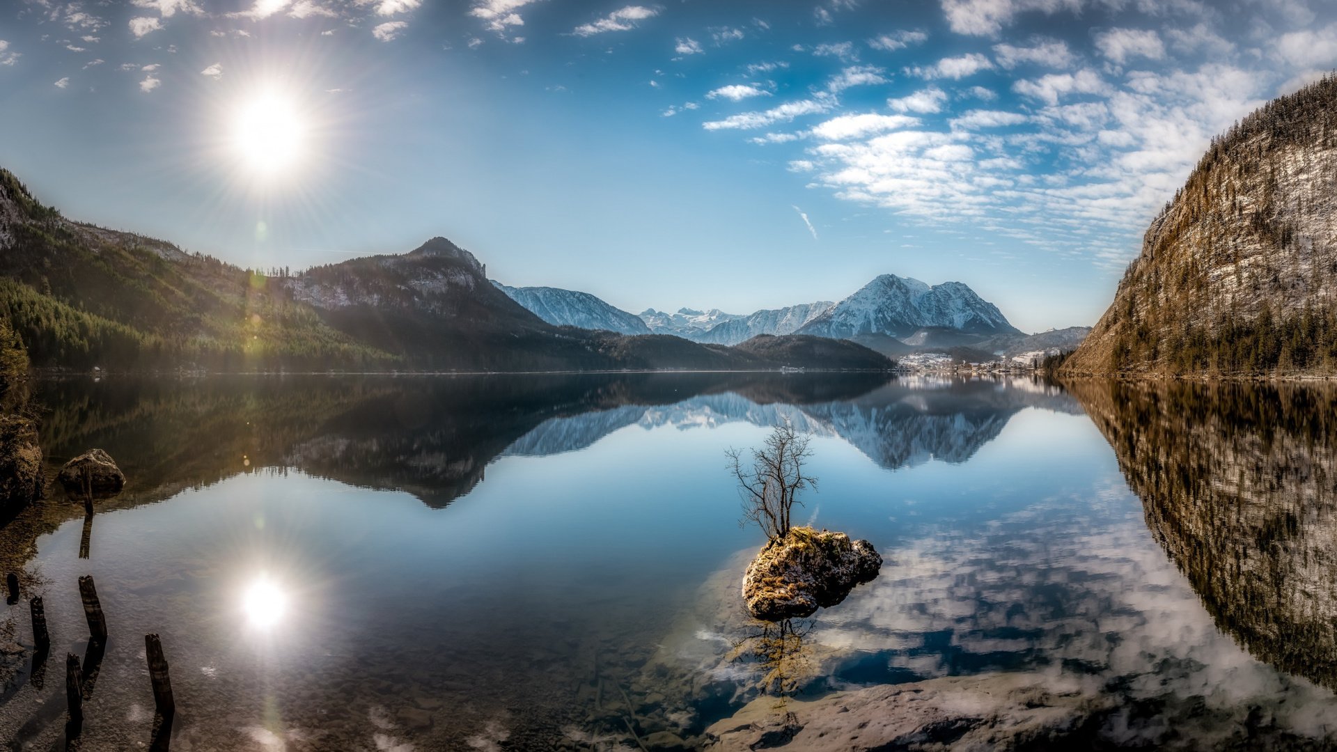 Обои небо, облака, озеро, горы, отражение, австрия, штирия, altaussee, styrian lake, the sky, clouds, lake, mountains, reflection, austria, styria разрешение 2112x1188 Загрузить