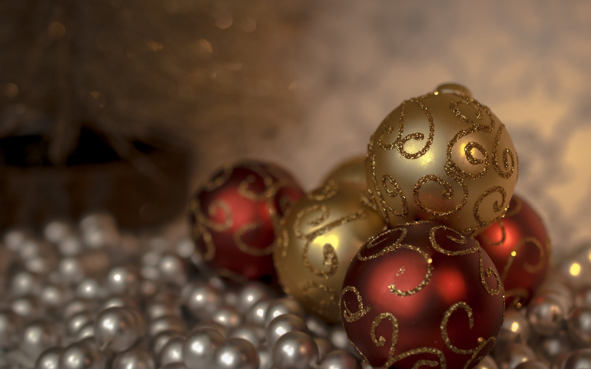 Обои новый год, шары, рождество, елочные игрушки, новогодние украшения, new year, balls, christmas, christmas decorations разрешение 2048x1351 Загрузить