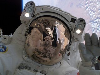 Обои космос, звезды, планеты, атмосфера, космонавт скафандр орбита, space, stars, planet, the atmosphere, astronaut space suit orbit разрешение 1920x1200 Загрузить