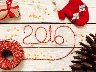 Обои новый год, украшения, рождество, xmas, декорация, встреча нового года, 2016, елочная, merry, довольная, new year, decoration, christmas, happy разрешение 2880x1920 Загрузить