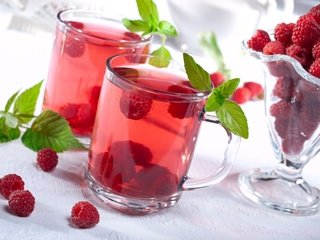 Обои напиток, малина, кружка, ягоды, компот, drink, raspberry, mug, berries, compote разрешение 4032x3024 Загрузить