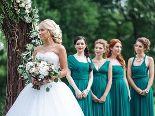 Обои украшения, девушка, платье, радость, прическа, невеста, подруги, decoration, girl, dress, joy, hairstyle, the bride, friend разрешение 4000x2667 Загрузить