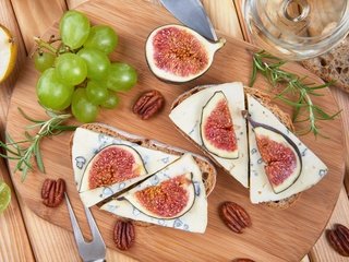 Обои зелень, орехи, виноград, бутерброд, сыр, хлеб, инжир, greens, nuts, grapes, sandwich, cheese, bread, figs разрешение 7360x4912 Загрузить