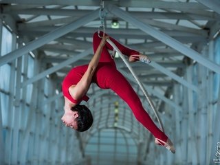 Обои девушка, гимнастка, спорт, гибкость, михаил решетников, girl, gymnast, sport, flexibility, mikhail reshetnikov разрешение 2000x1335 Загрузить