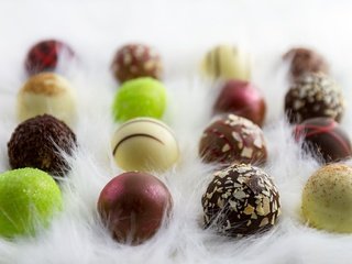Обои конфеты, шоколад, конфета, в шоколаде, шоколадные конфеты, пралине, candy, chocolate, chocolates разрешение 5184x3456 Загрузить