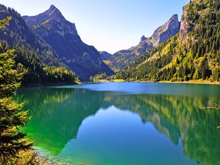 Обои озеро, горы, лес, lake, mountains, forest разрешение 4288x2848 Загрузить