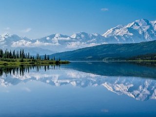 Обои озеро, горы, отражение, аляска, национальный парк денали, lake, mountains, reflection, alaska, denali national park разрешение 2227x1080 Загрузить