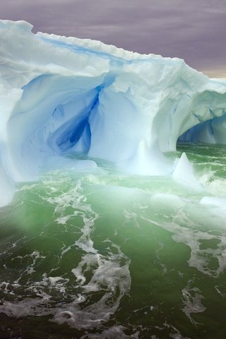 Обои вода, айсберг, холод, пена, льдина, water, iceberg, cold, foam, floe разрешение 1920x1200 Загрузить