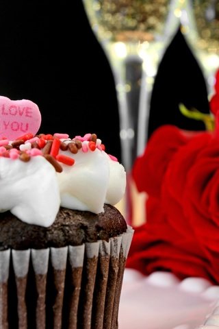 Обои розы, капкейк, сердечка, сердце, valentine`s day, романтичный, любовь, романтик, шампанское, день святого валентина, кекс, роз, влюбленная, roses, heart, love, romantic, champagne, valentine's day, cupcake разрешение 4000x2667 Загрузить