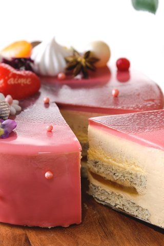 Обои ягоды, сладкое, торт, десерт, глазурь, слои, безе, berries, sweet, cake, dessert, glaze, layers, meringue разрешение 2048x1367 Загрузить