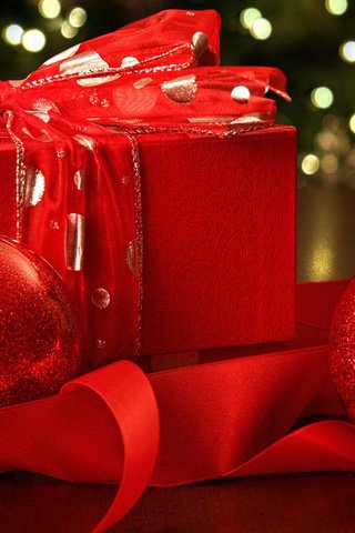 Обои новый год, шары, подарок, рождество, елочные игрушки, new year, balls, gift, christmas, christmas decorations разрешение 1920x1200 Загрузить