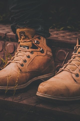 Обои ступеньки, джинсы, ноги, обувь, ботинки, шнурки, steps, jeans, feet, shoes, laces разрешение 3456x2304 Загрузить