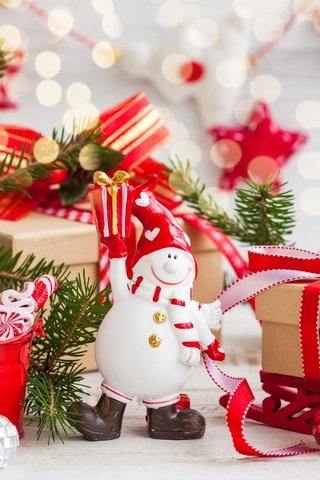 Обои новый год, подарки, снеговик, шарики, рождество, new year, gifts, snowman, balls, christmas разрешение 2880x1800 Загрузить