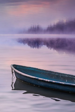 Обои озеро, природа, туман, лодка, lake, nature, fog, boat разрешение 3840x2160 Загрузить