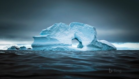 Обои небо, пейзаж, море, айсберг, льды, арктика, bing, the sky, landscape, sea, iceberg, ice, arctic разрешение 1920x1200 Загрузить