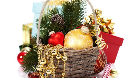 Обои новый год, шары, бусы, рождество, новогодние украшения, декор, new year, balls, beads, christmas, christmas decorations, decor разрешение 5000x5000 Загрузить