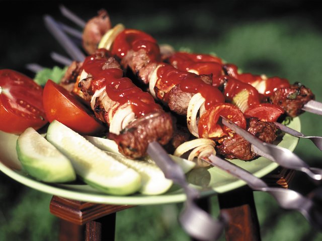 Обои овощи, мясо, шашлык, vegetables, meat, kebab разрешение 5025x3477 Загрузить