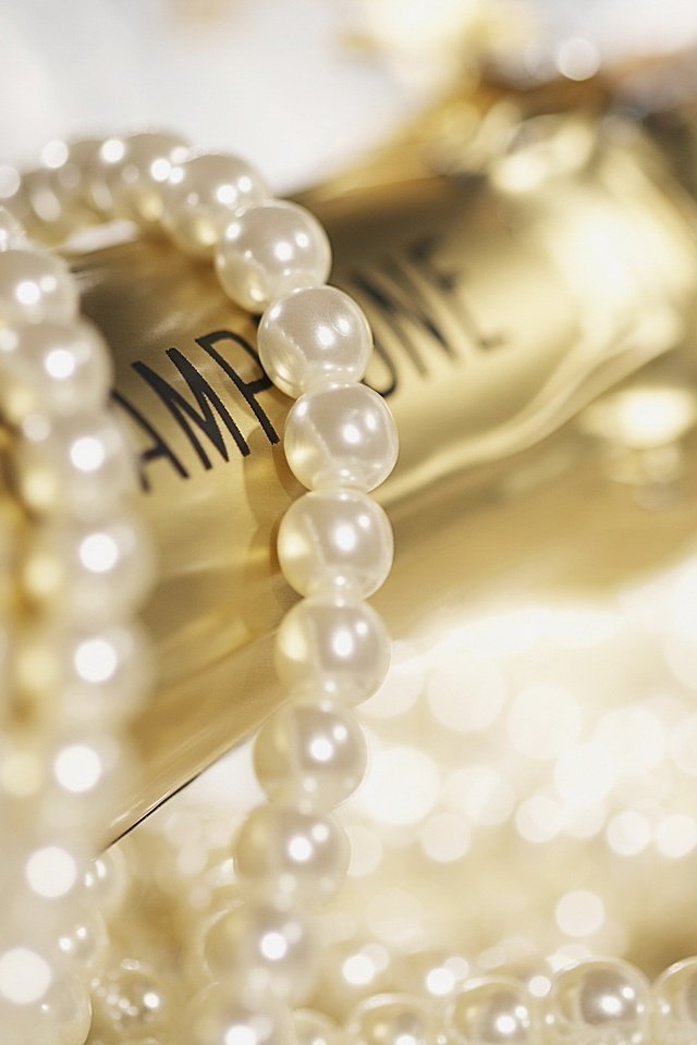 Обои ожерелье, шампанское.жемчуг, necklace, champagne.pearl разрешение 1920x1200 Загрузить