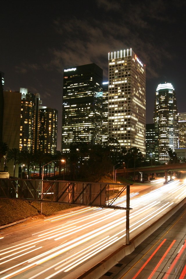 Обои ночь, здания, шоссе, night, building, highway разрешение 3888x2592 Загрузить