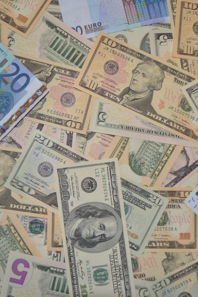 Обои деньги, валюта, доллары, купюры, евро, money, currency, dollars, bills, euro разрешение 2560x1600 Загрузить